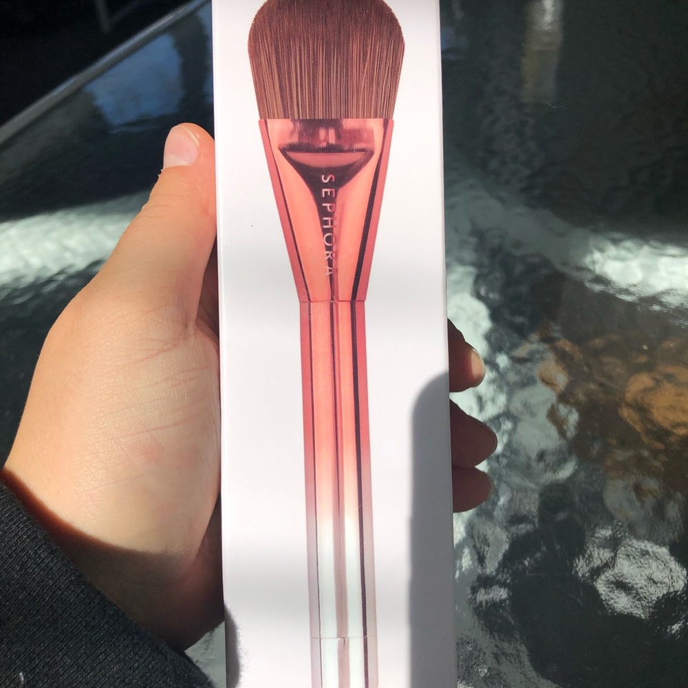 NIB SEPHORA FOUNDATION BRUSH - Picture 2 of 5